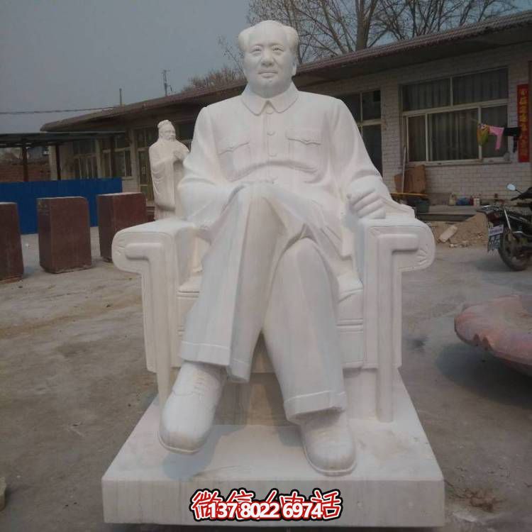 漢白玉石雕毛主席雕塑——走進(jìn)中國(guó)景區(qū)，欣賞傳統(tǒng)美術(shù)