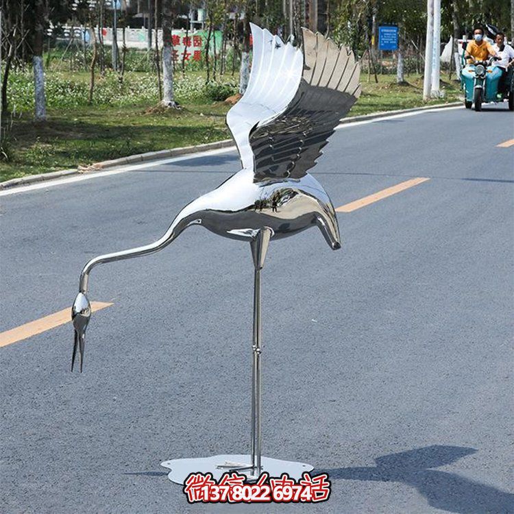火烈鳥雕塑，美化你的園林景觀