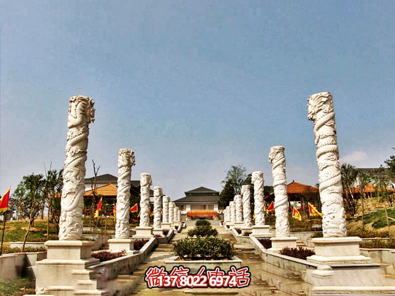傳統(tǒng)工藝石雕龍柱，傳承古老文化