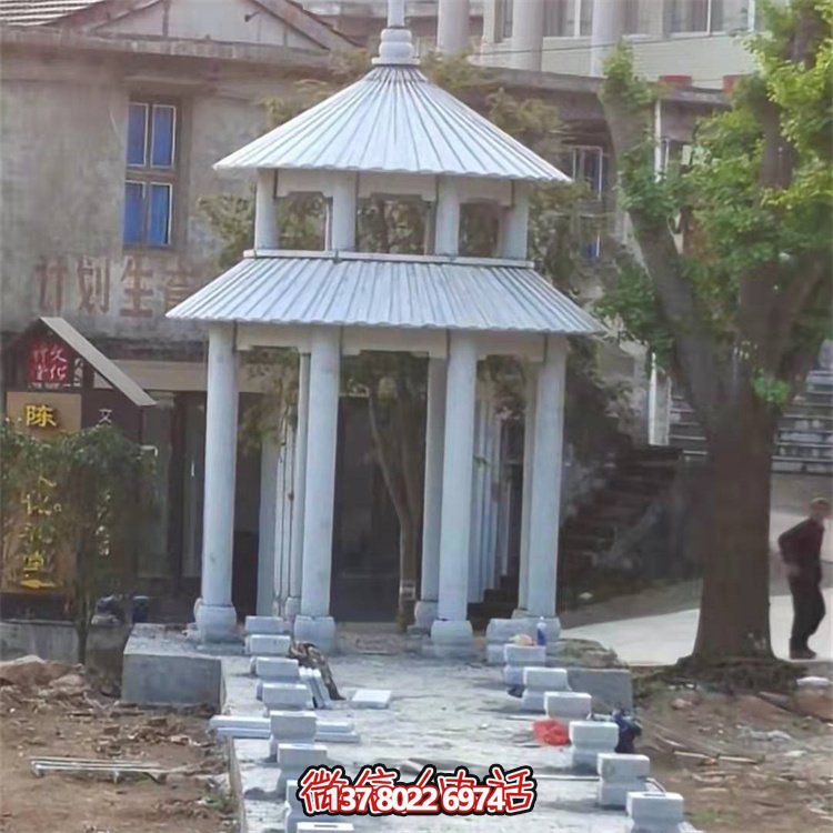 精美大理石雕刻二層涼亭，為農(nóng)村文化廣場添彩