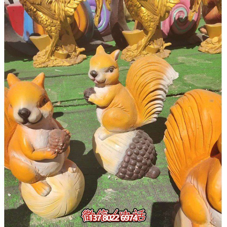 集游樂、景觀、動物園于一體的玻璃鋼仿真卡通動物游樂場