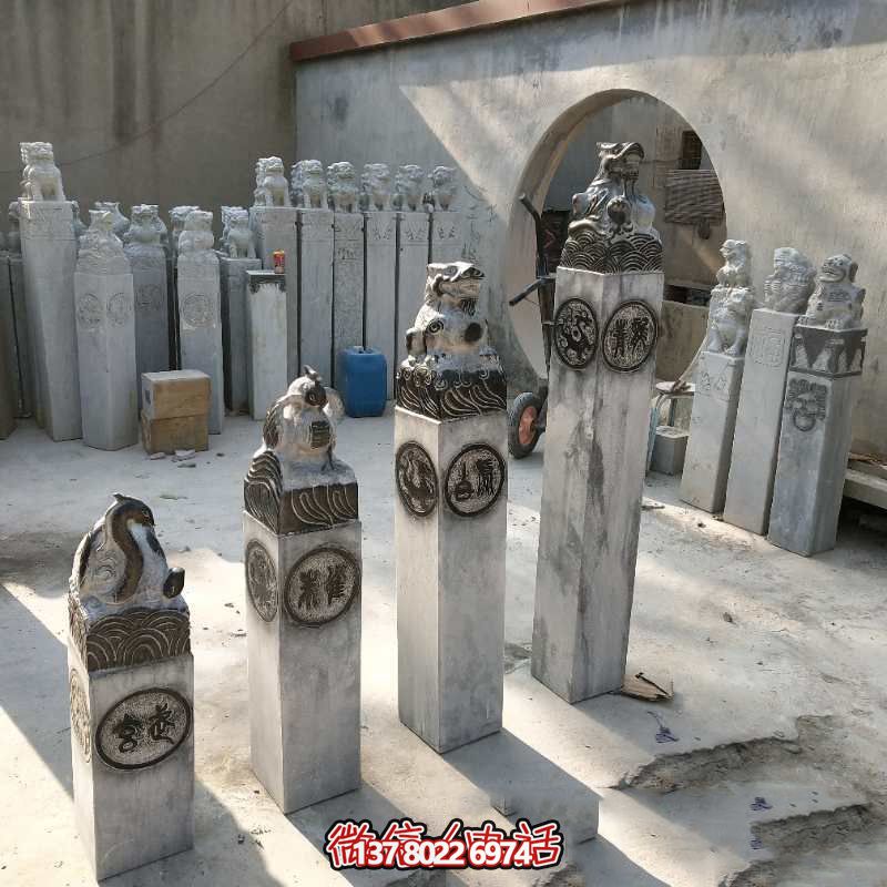 四神馬柱拴，融匯大理石精致雕塑，為園林景觀裝點(diǎn)增添濃濃韻味