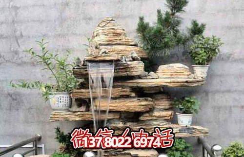 精致小型庭院，石假山流水雕塑擺放