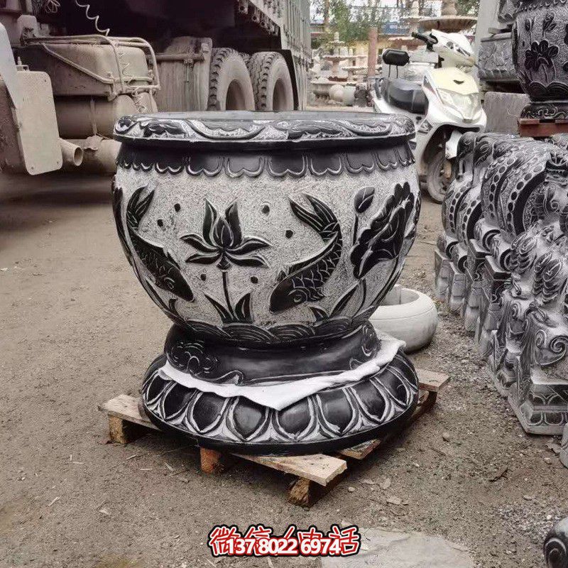 雅致雙魚石雕花盆，為您的庭院增添藝術(shù)氣息