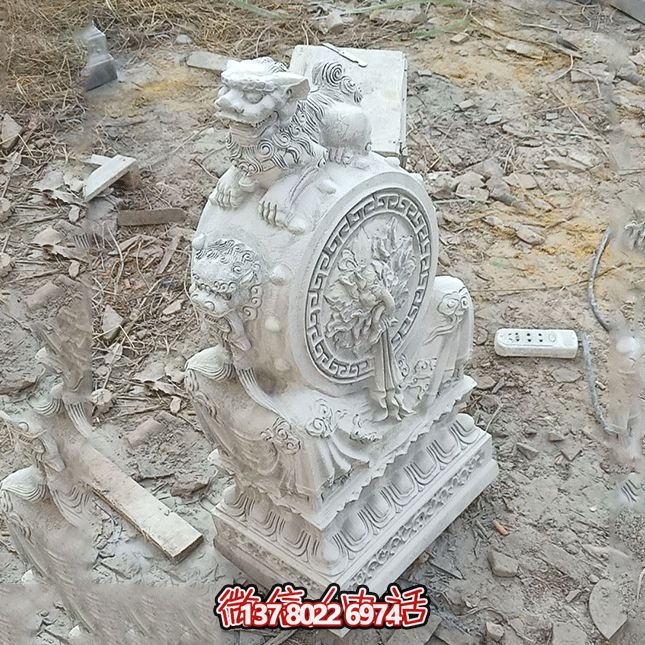 非凡的石雕獅子雕塑，點(diǎn)綴精致的庭院別墅