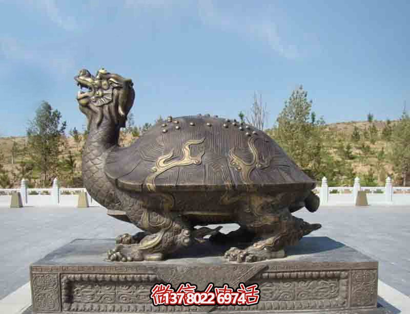 玻璃鋼龍龜雕塑，點綴公園里的創(chuàng)意行走