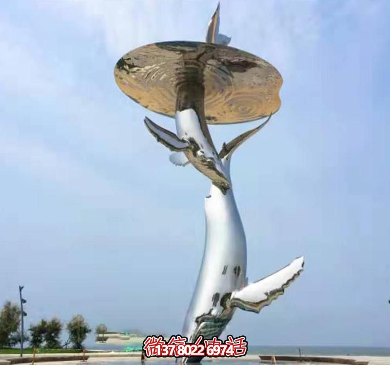 不銹鋼海豚雕塑，為戶外游泳添彩