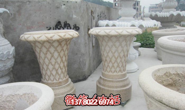 聚焦傳統(tǒng)文化，打造完美的自然景觀——大理石花籃花盆雕塑系列