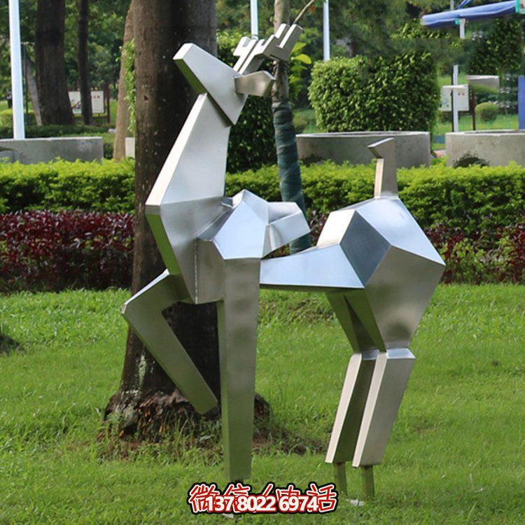 不銹鋼幾何切面鹿雕塑，優(yōu)雅動物景觀擺件