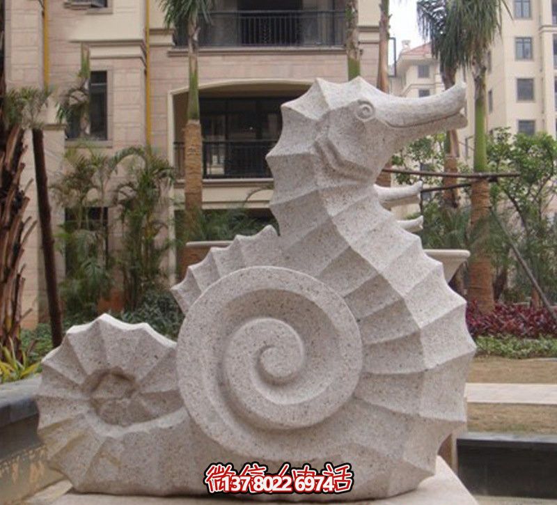 海馬創(chuàng)意石雕，點(diǎn)綴街道邊