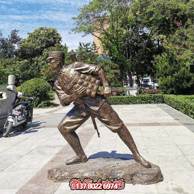 沖鋒，仿銅戰(zhàn)士雕塑——玻璃鋼的藝術(shù)之作