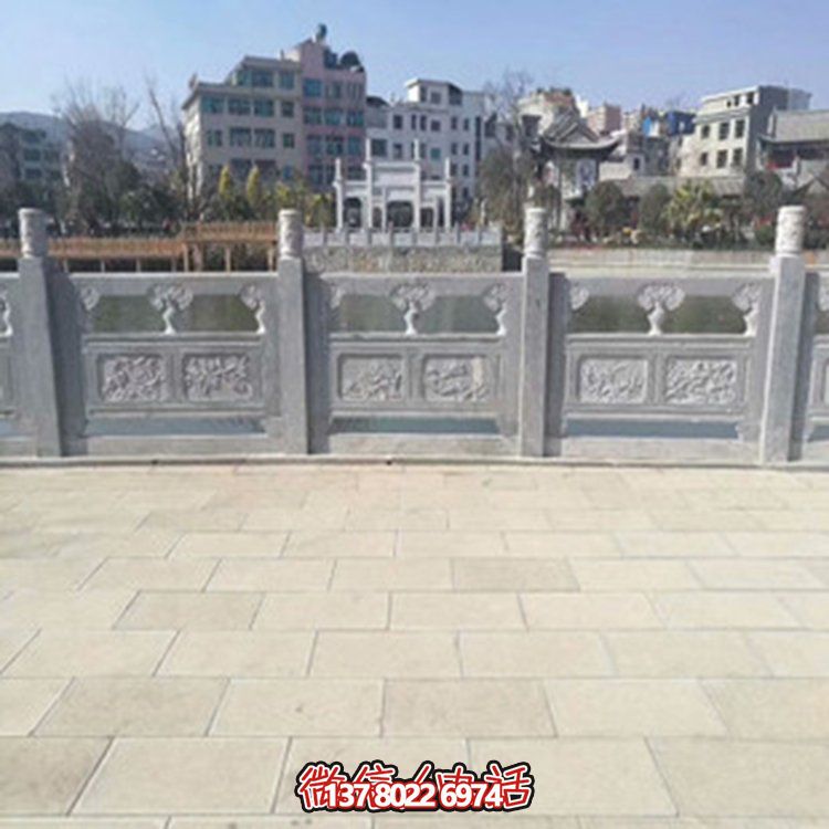 精美大理石雕塑欄桿，裝點戶外園林景觀