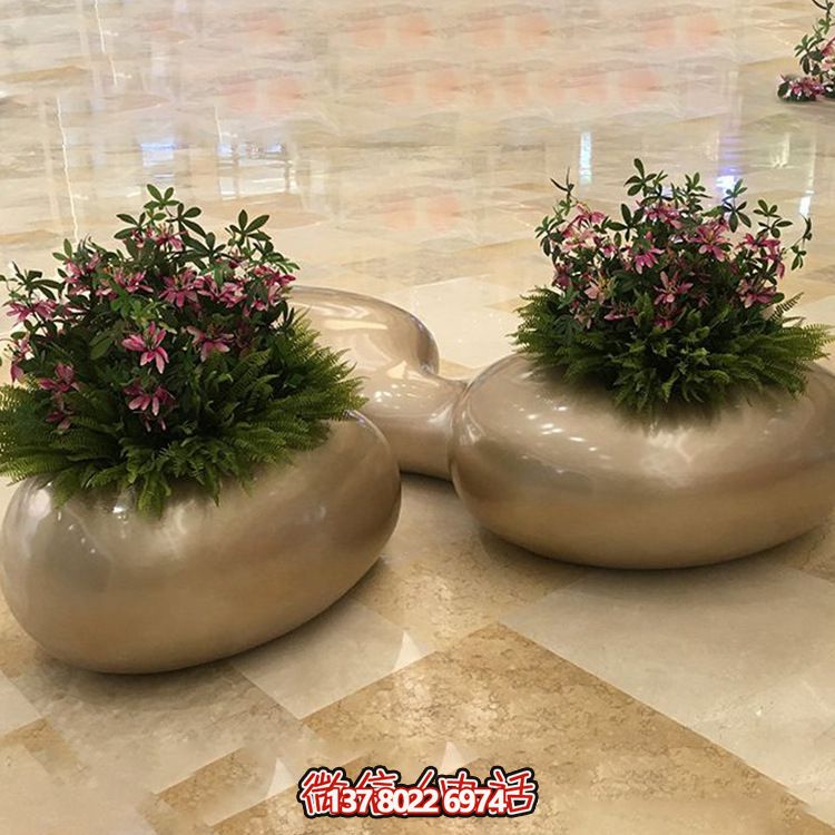 不銹鋼鏡面噴金室內創(chuàng)意花盆雕塑 不銹鋼鏡面噴金室內創(chuàng)意花盆雕塑