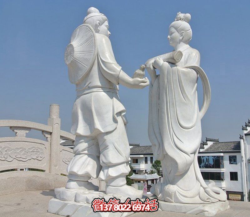 古代牛郎織女石雕，擺放于花園廣場(chǎng)，帶來(lái)漢白玉般的浪漫氣息