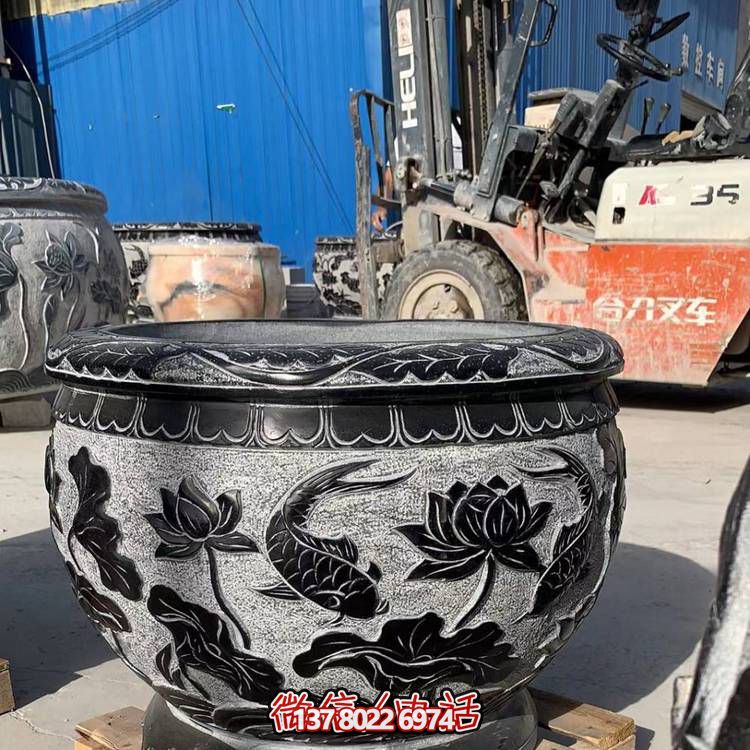 精美荷花浮雕缸，融合經(jīng)典元素，打造清新安靜空間
