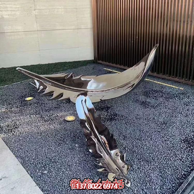 不銹鋼羽毛擺件鏡面裝飾，點亮戶外公園