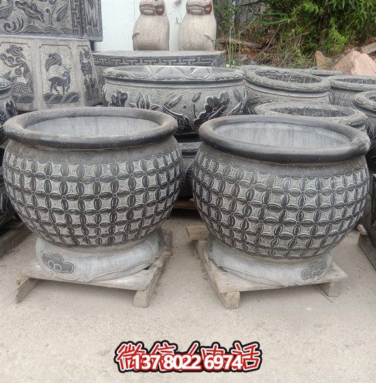 自然美學結合青石石雕、浮雕、編織、雕塑的戶外園林魚缸