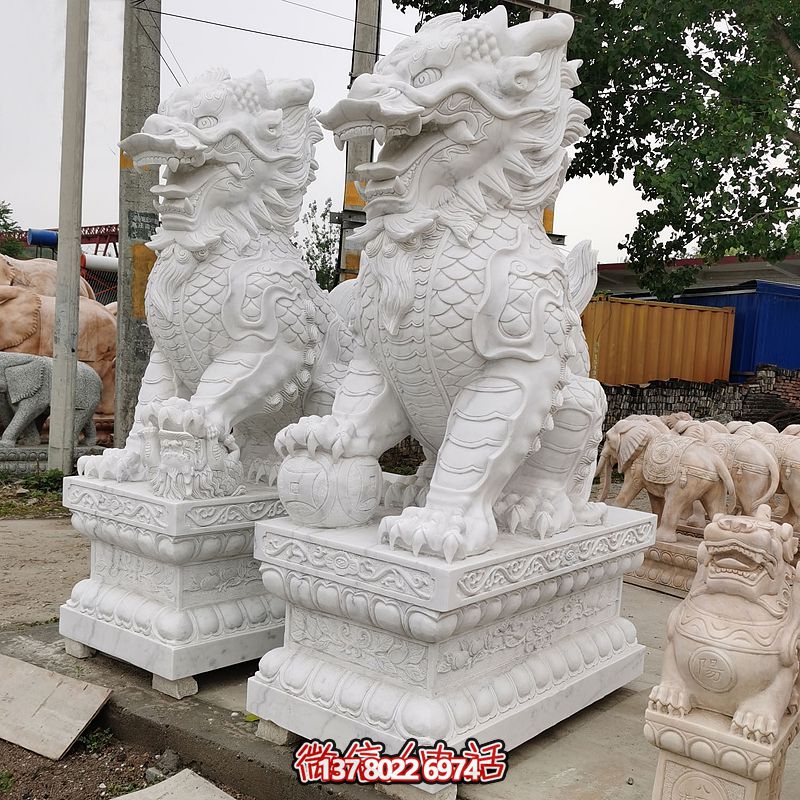 古典漢白玉大型麒麟景觀雕塑，點綴庭院、別墅神秘氣息
