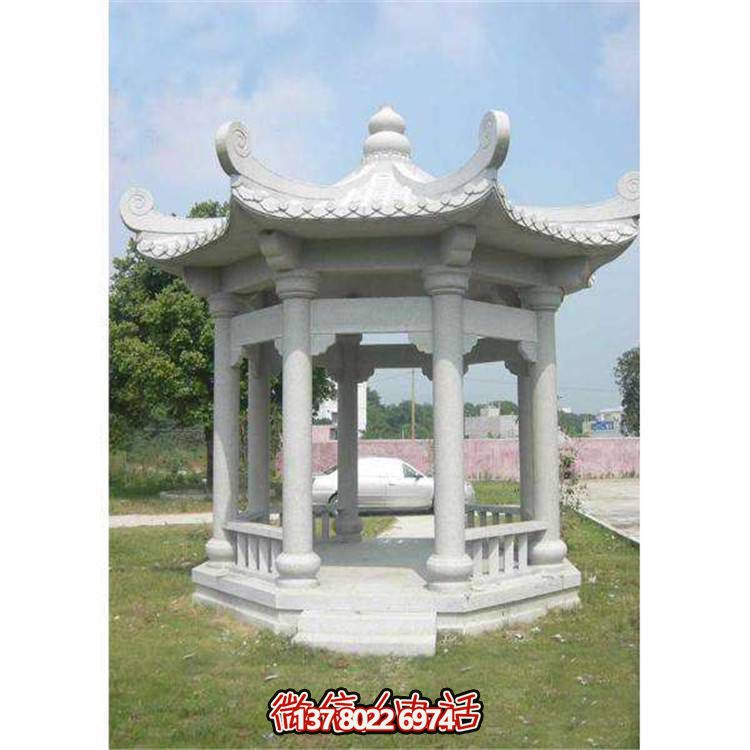 精美石雕涼亭，為公園添彩