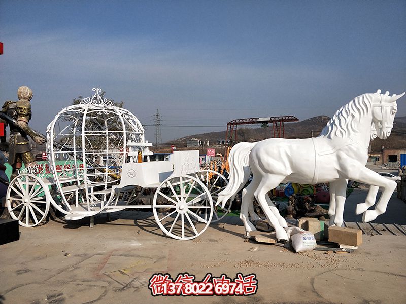 游樂場(chǎng)公園不銹鋼創(chuàng)意馬車雕塑 游樂場(chǎng)公園不銹鋼創(chuàng)意馬車雕塑